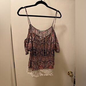 Cold shoulder top size xl